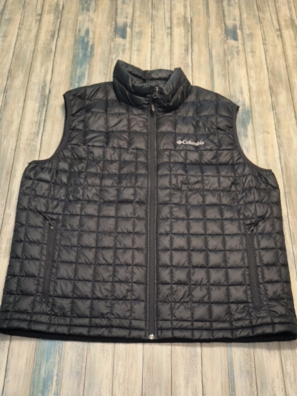 Men's Omni Heat Columbia Puffer Vest Size XL